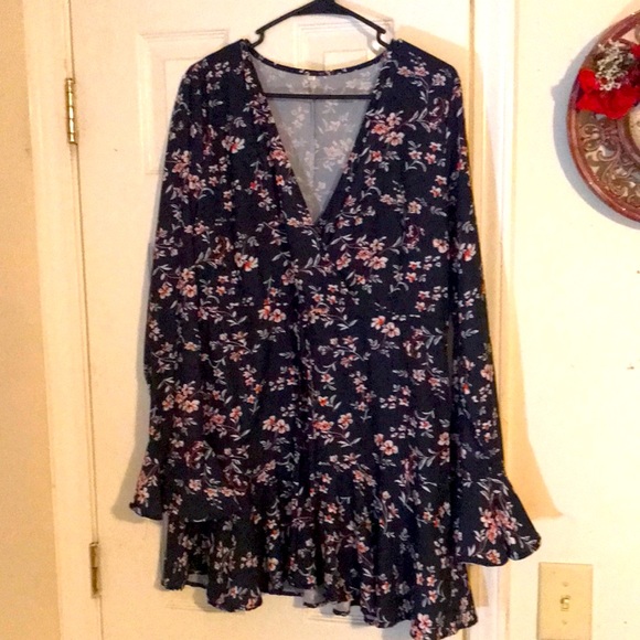 Women's Floral Casual mini-dress - Picture 1 of 2